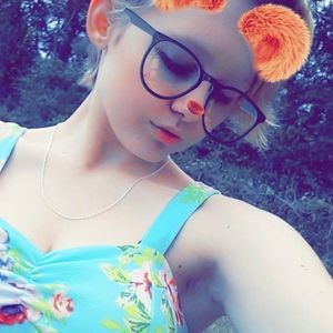 Meet your Posher, Delanea